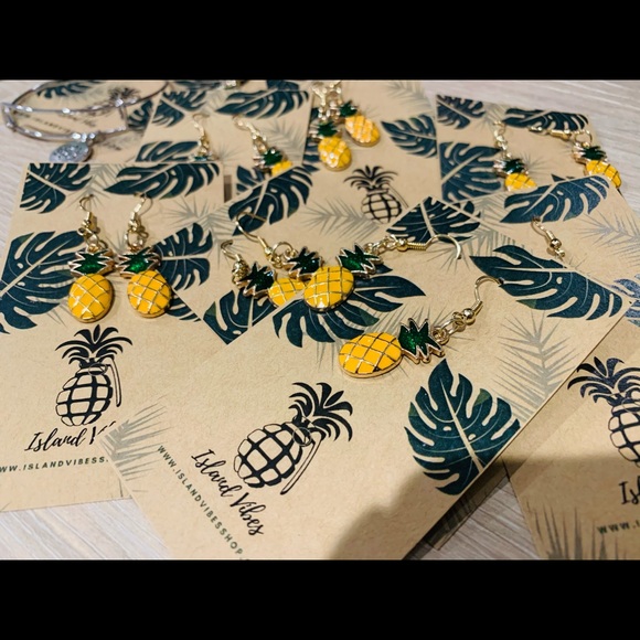 Pineapple Princess jewelry set - Picture 3 of 3